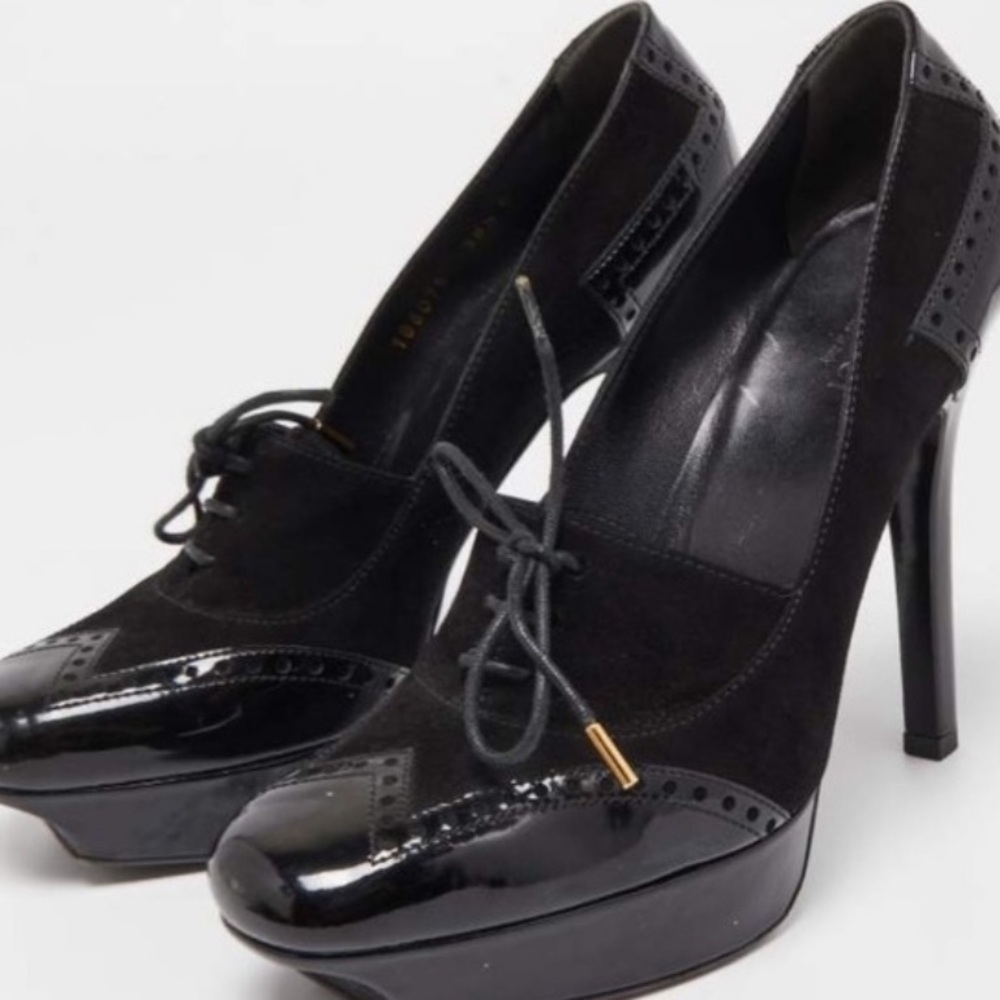 Gucci Peyton Black Suede and Patent Leather Lace
Up Platform Pumps Size 8.5